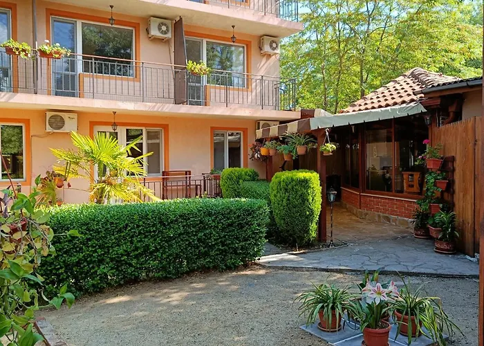 фернандес 3* Czernomorec