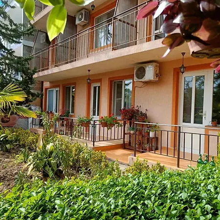 Guest house фернандес Chernomorets