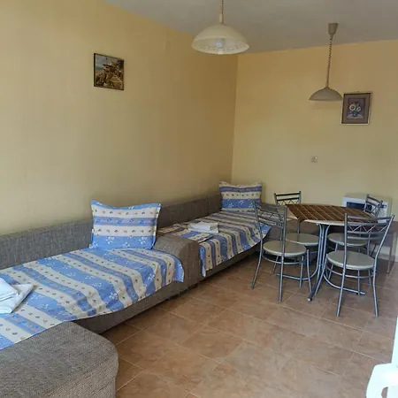Guest house фернандес Chernomorets