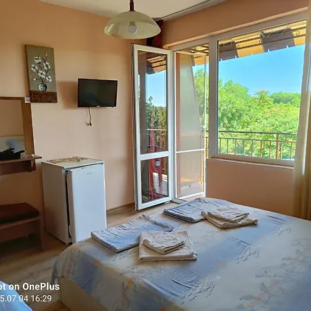 фернандес Guest house 3*