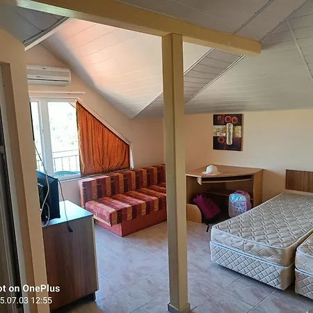 фернандес Guest house 3*