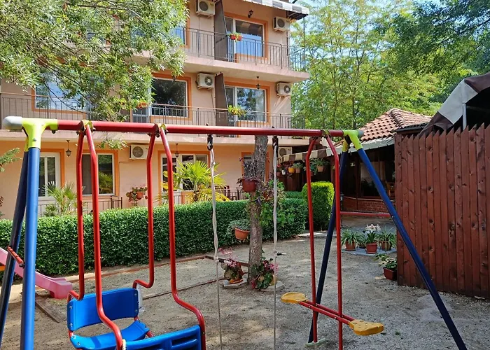 фернандес Гостьовий будинок 3*